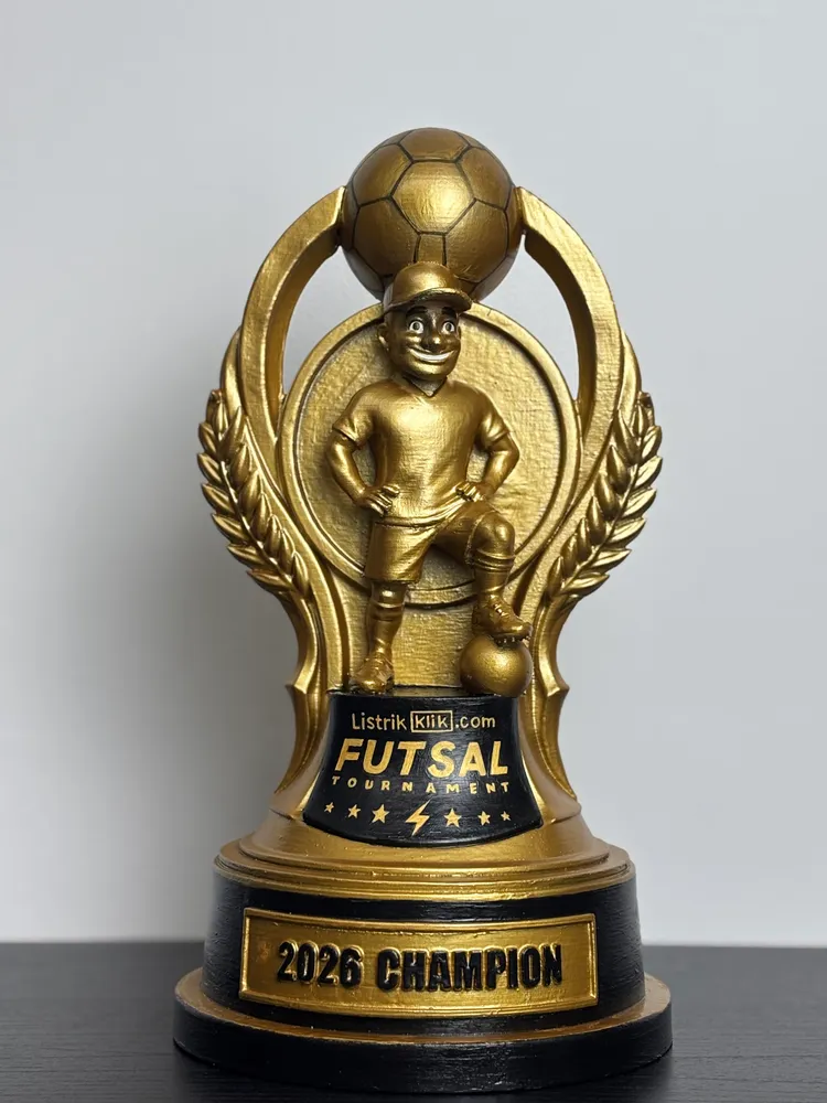 3D figure — Custom Trophy